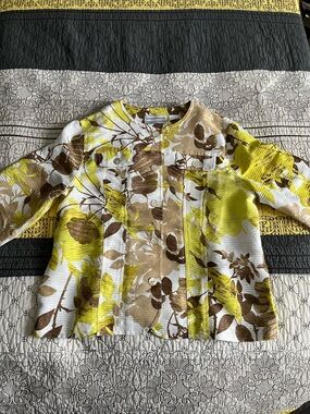 Alfred Dunner White, Yellow & Brown Floral Button-Down Top